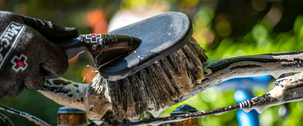 Muc-Off 3x Brush Set – pyöränpesuharjasetti