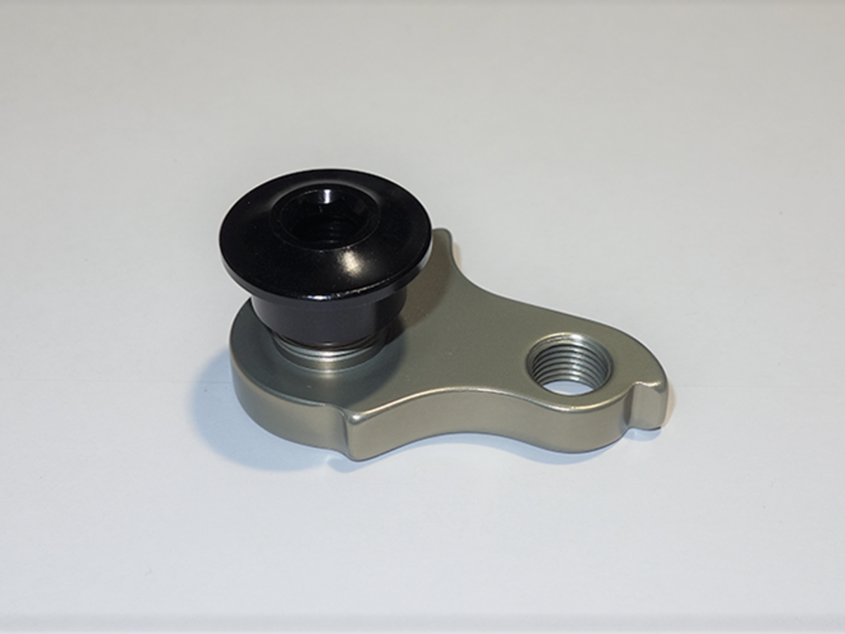 HQV Dropout thru axle (AT)